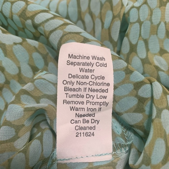 CAbi sheer floral tunic, size M - Picture 7 of 7